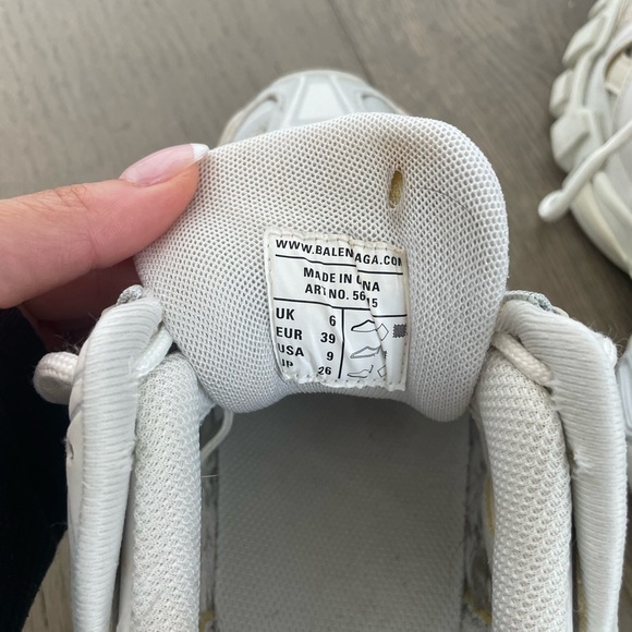 BALENCIAGA SNEAKERS SIZE US 9 - Picture 5 of 8